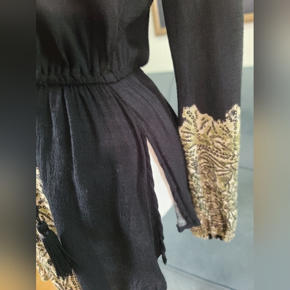 Free People Black Snake Print Boho Lace Up Front Elastic Waist Top - Picture 5 of 12